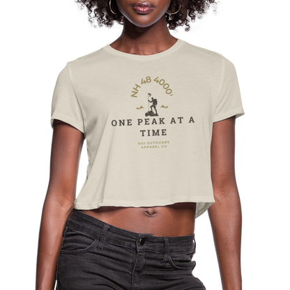 Women's One Peak at a Time Cropped T-Shirt - dust